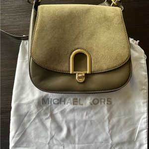 Michael Kors Delfina large saddlebag